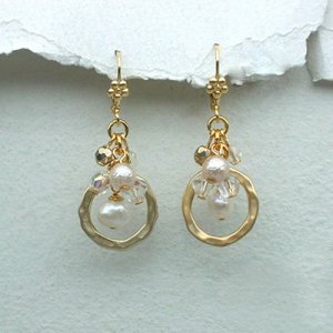Aristocratic Pearl Earrings - Edita