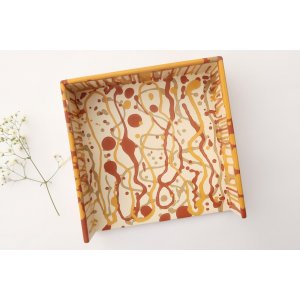Handcrafted Passover Matzah Tray with Brown Abstract Streaks - Graciela Noemi