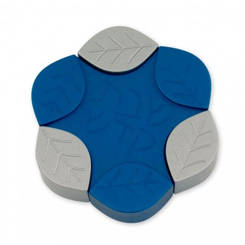Blue Anodized Aluminum Travel Candle Holders, Leaf Collection - Avner Agayof