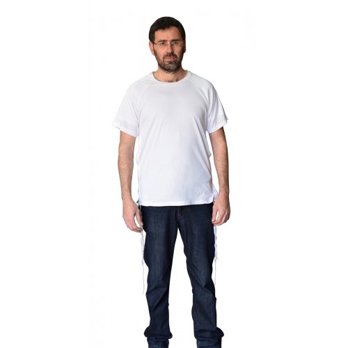 Dry-Fit Tzitzit T-shirt With Kosher Tzitzis in White by Talitnia