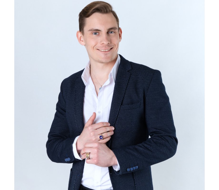 Man's Sterling Silver and Gold Plated Ring – Blue Enamel with Lion of Judah